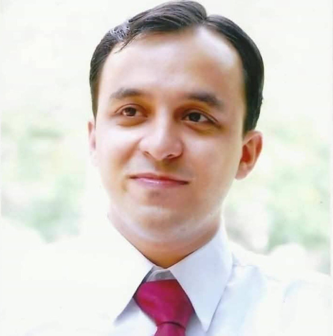 उज्जैन के दंत चिकित्सक डॉ. हितेश दिल्लीवाल का पोर्ट्रेट, जिन्हें ऑल इंडिया डेंटल सर्जन्स एसोसिएशन का राष्ट्रीय उपाध्यक्ष नियुक्त किया गया।