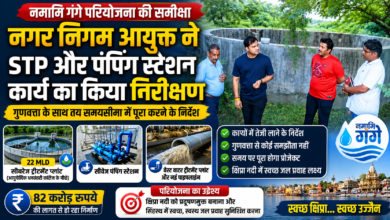 निर्माणाधीन सीवरेज ट्रीटमेंट प्लांट का निरीक्षण करते निगम आयुक्त अभिलाष मिश्रा और अधिकारी।